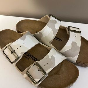 New WHITE CAMO Birkenstock